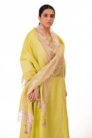 Lime green kurta with embroidered banarasi jacquard tissue yoke. Paired with a slub silk pant and chanderi dupatta with scalloped tissue detailing. - Aza Fashions A Line Kurta, Kurta With Pants, Silk Pants, Pants Pattern, Three Quarter, Aza Fashion, Lime Green, Pants Set, Types Of Sleeves