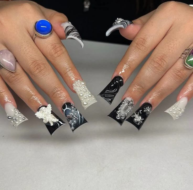 Junk Nails, Punk Nails, Duck Nails, Goth Nails, Cute Acrylic Nail Designs, Y2k Nails, Dope Nail Designs, Exotic Nails, Acrylic Nails Coffin Pink