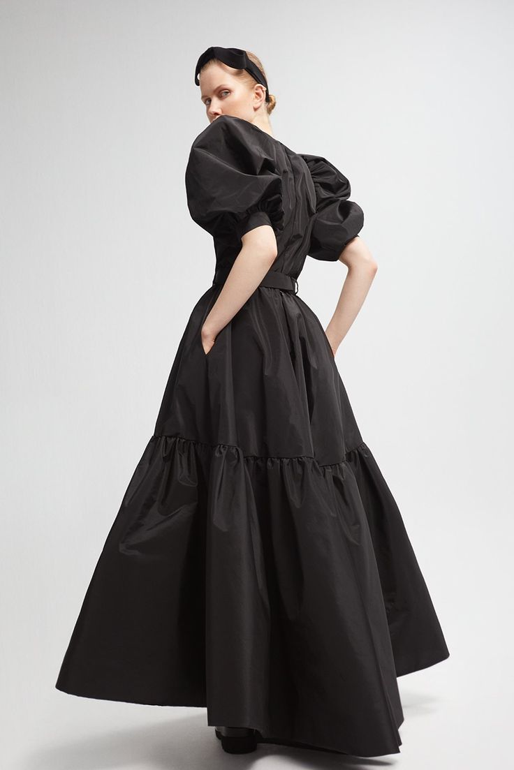 Description Black Top & skirt, Long dress Puffed, Short Sleeves Closed neckline Taffeta Dry Clean Made in Spain SKU 21-25 Luxury Short Sleeve Dress With Ruffled Skirt, Luxury Taffeta Gown For Women, Formal Dress With Gathered Voluminous Skirt, Evening Dress With Puffy Sleeves, Evening Puff Sleeve Puffy Dress, Evening Dresses With Puff Sleeves, Puff Sleeve Dress With Voluminous Skirt And Short Sleeves, Luxury Short Sleeve Tulle Gown, Luxury Taffeta Ball Gown