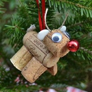 a wine cork ornament hanging from a christmas tree