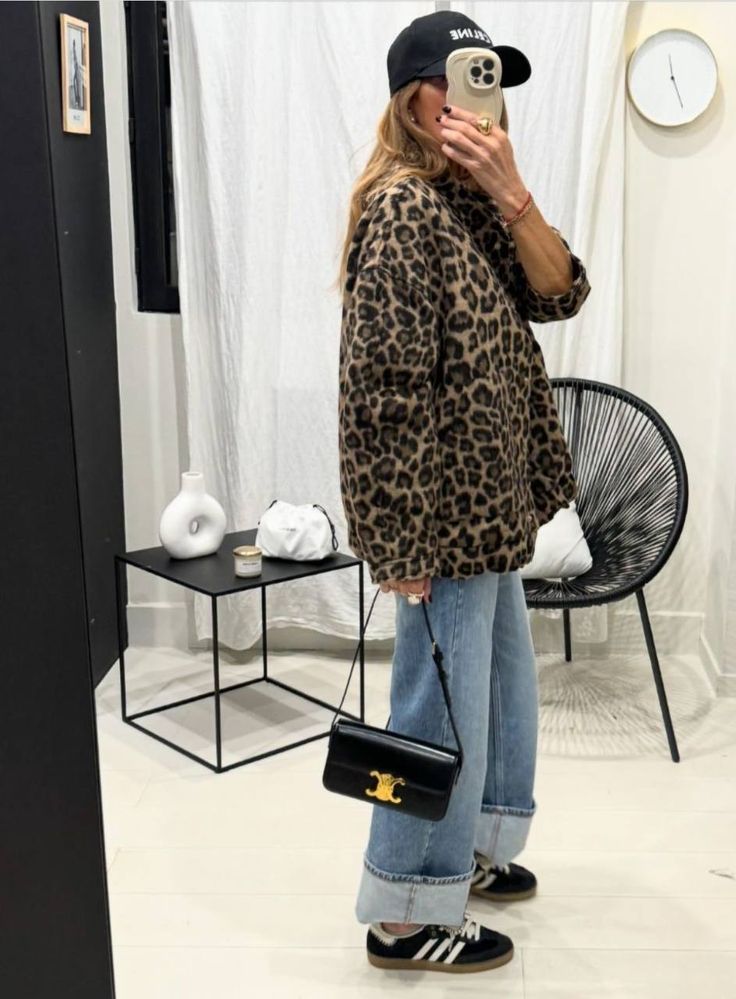 Print Jacket Outfit, Hm Outfits, Cheetah Print Outfits, Leopard Print Outfits, Leopard Outfits, Leopard Print Coat, Leopard Jacket, Stylish Work Attire, Moda Paris