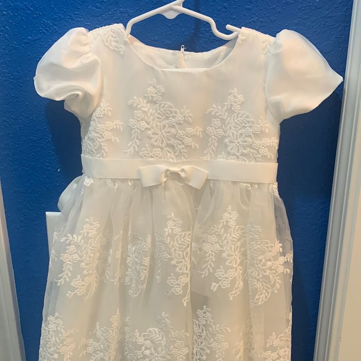 Nwt White Dress Perfect For Flower Girl, Wedding Guest, Baptism, Holidays Or Dress Up Fitted Princess Dress For Baptism In Spring, Fitted Short Sleeve Princess Dress For Wedding, Fitted Short Sleeve Princess Wedding Dress, Fitted Short Sleeve Baptism Dress For First Communion, Fitted Princess Baptism Dress For Spring, Fitted Cream First Communion Dress For Spring, Cream Fitted First Communion Dress For Spring, Princess Style Fitted Baptism Dress For Spring, Fitted Dresses For First Communion In Spring