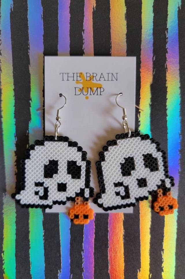 the brain dump earrings are made out of perler beads