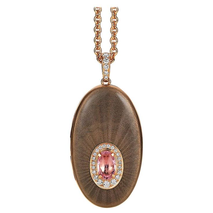 Victor Mayer oval locket pendant 18k rose gold, Peacock Collection, translucent light grey / pink tones vitreous enamel, 26 diamonds, total 0.26 ct, G VS, brilliant cut, 1 pink tourmaline, measurements app. 20.0 mm x 43.0 mm About the creator Victor Mayer Victor Mayer is internationally renowned for elegant timeless designs and unrivalled expertise in historic craftsmanship. Lovers of the extraordinary appreciate the beauty of Victor Mayer's designs, which use extremely rare techniques such as g Twisted Gold Ring, Rose Gold Lights, Enamel Locket, Gold Peacock, Mens Jewellery, Vitreous Enamel, Oval Locket, Locket Pendant Necklace, Rose Gold Pink