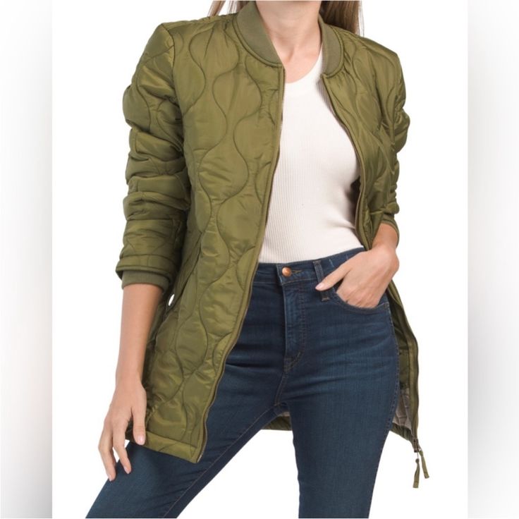 Avec Les Filles // Quilted Olive Green Jacket // Nwt // Xs Quilted Long Sleeve Spring Outerwear, Khaki Quilted Jacket For Fall, Spring Khaki Quilted Jacket With Pockets, Spring Khaki Quilted Outerwear, Khaki Quilted Jacket With Pockets For Spring, Casual Khaki Quilted Jacket For Spring, Trendy Quilted Outerwear For Fall, Casual Solid Quilted Jacket For Fall, Spring Cotton Quilted Jacket For Cold Weather