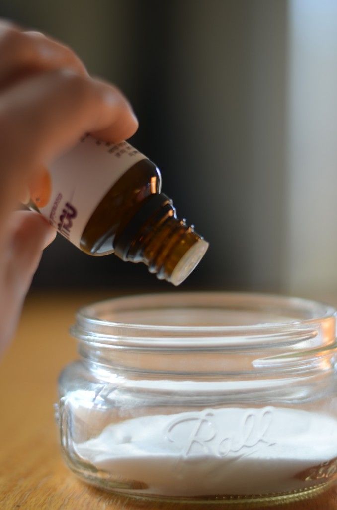 How about making your own air fresheners and avoid expensive unhealthy ones. Easy #diy description on how to make air diy air fresheners in minutes with essential oils. معطر جو, Organization Diy, Diy Cleaners, Cleaners Homemade, Diy Room, House Smells, Diy Household, Diy Makeup, Back To Nature