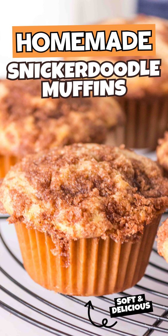 Delicious snickerdoodle muffin recipe Snickerdoodle Muffins Recipe, Muffin Top Recipes, Snickerdoodle Muffins, Simple Family Meals, Simple Muffin Recipe, Homemade Bread Recipes Easy, Snickerdoodle Cookies, Homemade Muffins, Scrumptious Desserts