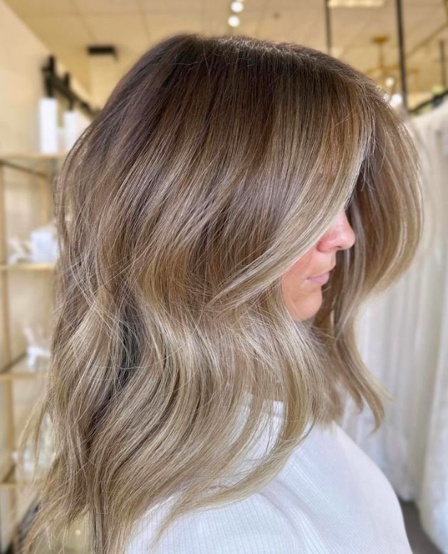 Haircolor Ideas, Summer Blonde Hair, Dark Blonde Hair Color, Ash Blonde Balayage, Bronde Balayage, Bronde Hair, Dark Roots Blonde Hair, Dirty Blonde Hair, Ash Blonde Hair