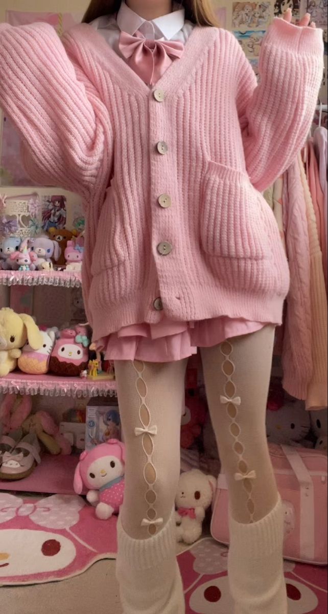 Kawaii Back To School Outfits, Cute Core Outfit Pink, Pink Femboy Outfits, Modest Kawaii Outfits, Cute Core Outfit Kawaii, Pinkcore Outfit, Soft Core Aesthetic Outfits, Kawaii Core Outfit, Soft Femboy Outfits