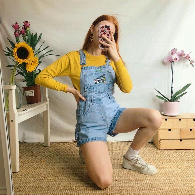 Look Retro, Korean Fashion Trends, Mode Inspo, Ladies Dress Design, Trendy Fashion Women, Looks Vintage, Retro Outfits, Looney Tunes, Aesthetic Fashion