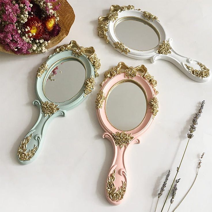 vintage hand mirror roomtery Princess Mirror, Kawaii Vintage, Western Rooms, Aesthetic Bedroom Decor, Fav Products, Aesthetic Room Ideas, Makeup Vanity Mirror, Handheld Mirror, Girly Aesthetic