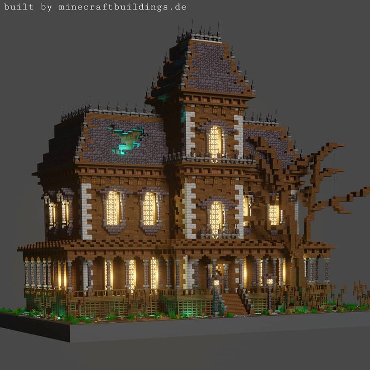 Minecraft Gothic House, House Victorian Style, Minecraft Building Designs, Minecraft Create, House Victorian, Rumah Minecraft Sederhana, Minecraft Mansion, Minecraft Structures, Minecraft Castle