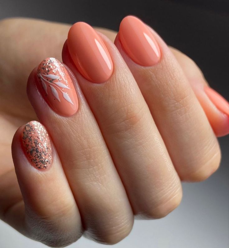 Bright Coral Nails, Neon Coral Nails, Peach Nail Art, Peach Colored Nails, Coral Nails With Design, Summer Nail Color, April Nails, Peach Nails, Coral Nails