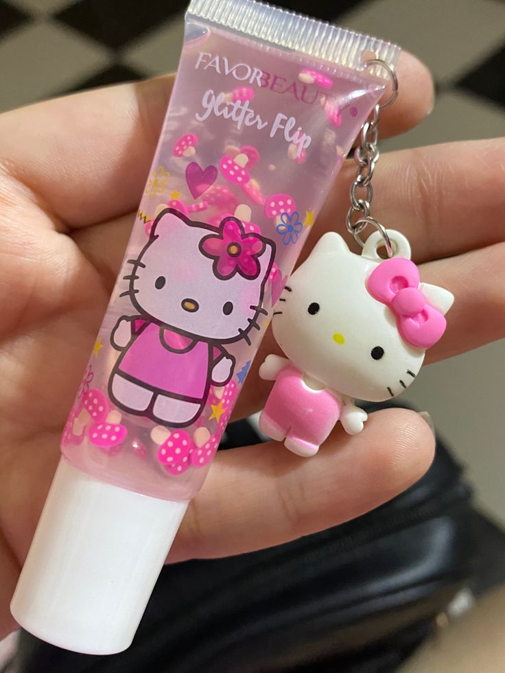 Food Canning, Hello Kitty Bedroom, Hello Kitty Gifts, Images Hello Kitty, Hello Kitty Merchandise, Hello Kitty Makeup, Flipagram Instagram, Kitty Clothes, Hello Kitty Rooms