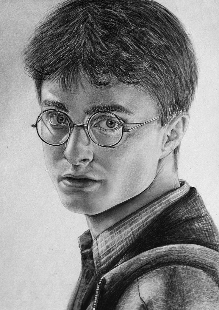 a pencil drawing of harry potter from the harry potters movie, with glasses on