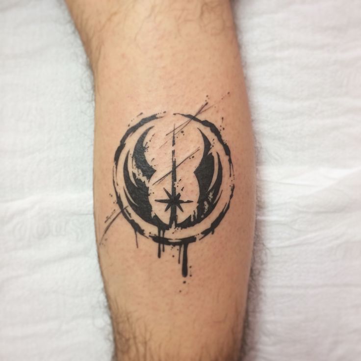 Star Wars Symbols Tattoo, Jedi Tattoo, Star Wars Tattoo Sleeve, Star Wars Symbols, Inspiration Tattoos, True Tattoo, Geniale Tattoos, Star Wars Tattoo, Star Wars Logo