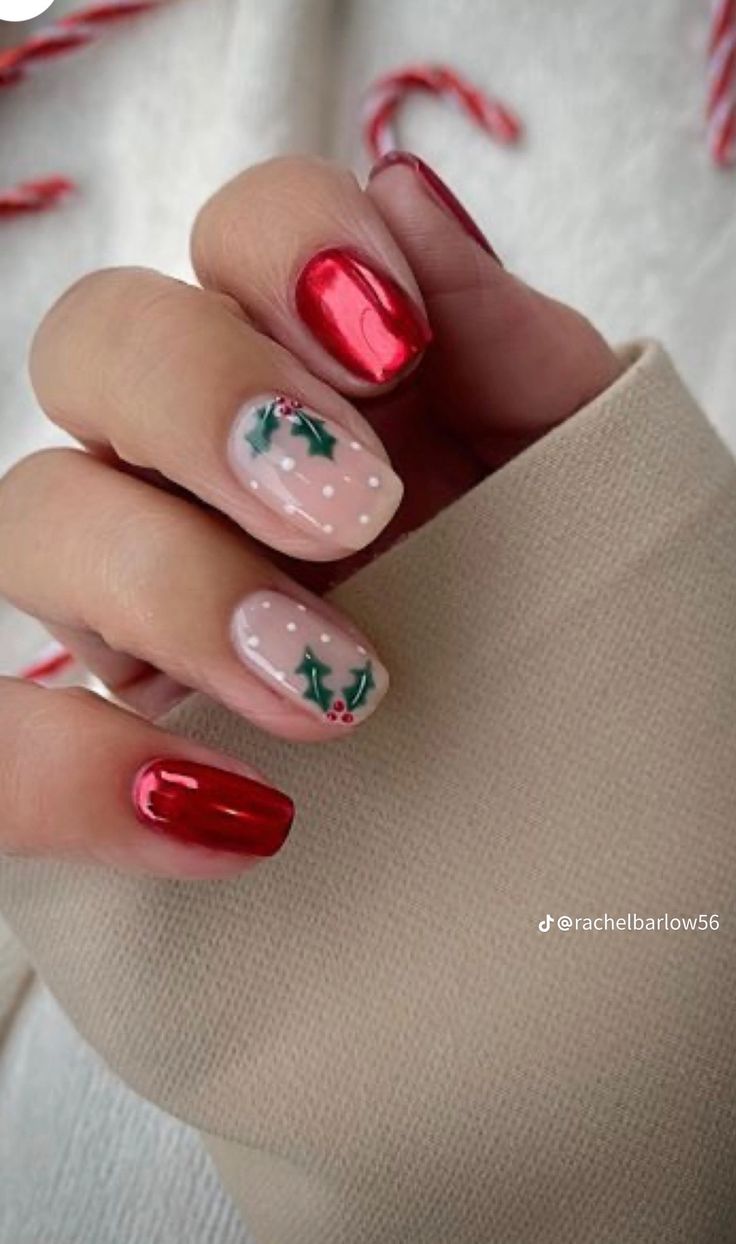 Christmas Themed Gel Nails, Chirmast Nails, Christmassy Nails Simple, Grandma Nails Designs, Bonfire Nail Designs, Christmas Nails Builder Gel, Nails Gel X Designs, Christmas Skittle Nails, Biab Christmas Nail Design