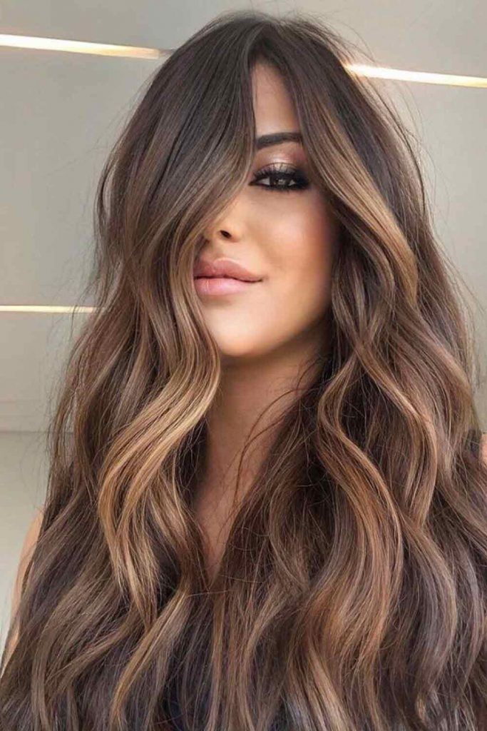 Rambut Brunette, Brunette Hair With Highlights, Colored Curly Hair, Brunette Balayage Hair, Long Hair Color, Brown Hair Balayage, Hair Color Balayage, Hair Inspiration Color, Hair Inspo Color