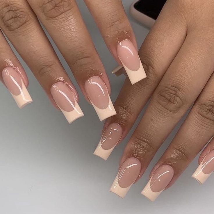 Cute Brown French Tip Nails, Brown French Tip Nails, Brown French Tip, Ongles Beiges, Trendy Fall Nails, Tan Nails, Brown French, Beige Nails, French Tip Acrylic Nails