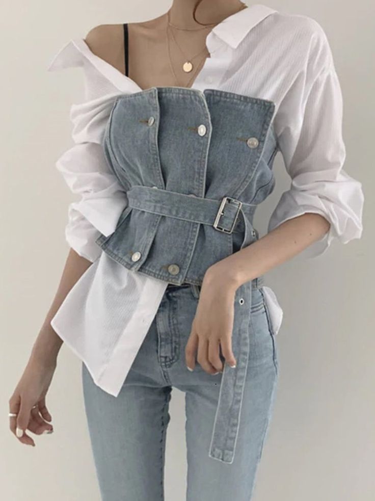 Ropa Upcycling, Patched Denim, Vest Blouse, Denim Corset, Denim Patches, Mode Inspo, Denim Fabric, Collar Shirts, Look Fashion