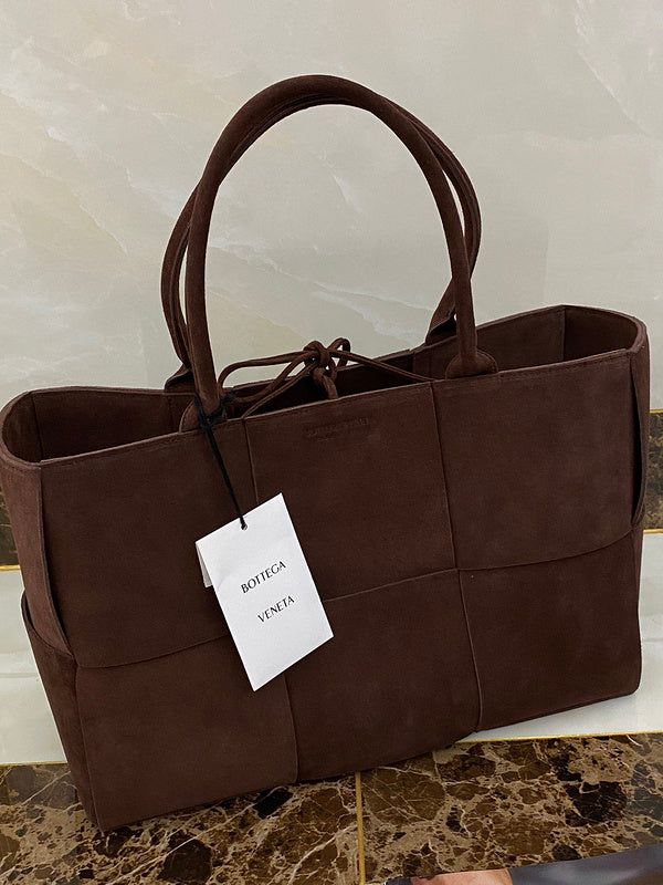 SSC - BV Bags - 3059 A+ Excellent Quality; Contact us if you've any questions in your mind. Bv Bag, Bottega Veneta Bags, Brown Suede, Bottega Veneta, Purses And Handbags, Luxury Bags, Contact Us, Fashion Bags, Clutch Bag