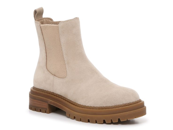 Beige Chelsea Boots, Booties Outfit Fall, Steve Madden Chelsea Boots, Styling Chelsea Boots, Trending Handbags, Chunky Chelsea Boots, Vegan Leather Boots, Booties Outfit, Fall Booties