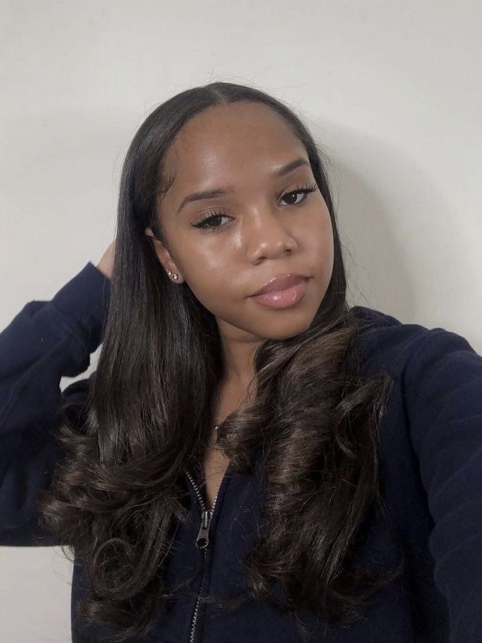 Hair Ideas Long Straight, Silk Press Extensions, Silkpress Hairstyles For Black Women, Quick Weave Leave Out, Straight Hair Curled Ends, Silk Press Side Part, Black Curled Hair, Sow In Weave Hairstyles, Blowout Black Women