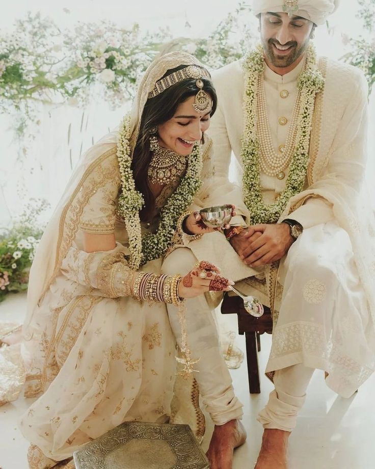 Alia Bhatt Wedding, Alia Wedding, Alia Ranbir, Ranbir Alia, Nails For Wedding, Indian Bride Outfits, Bollywood Wedding, Celebrity Wedding, Indian Bridal Fashion