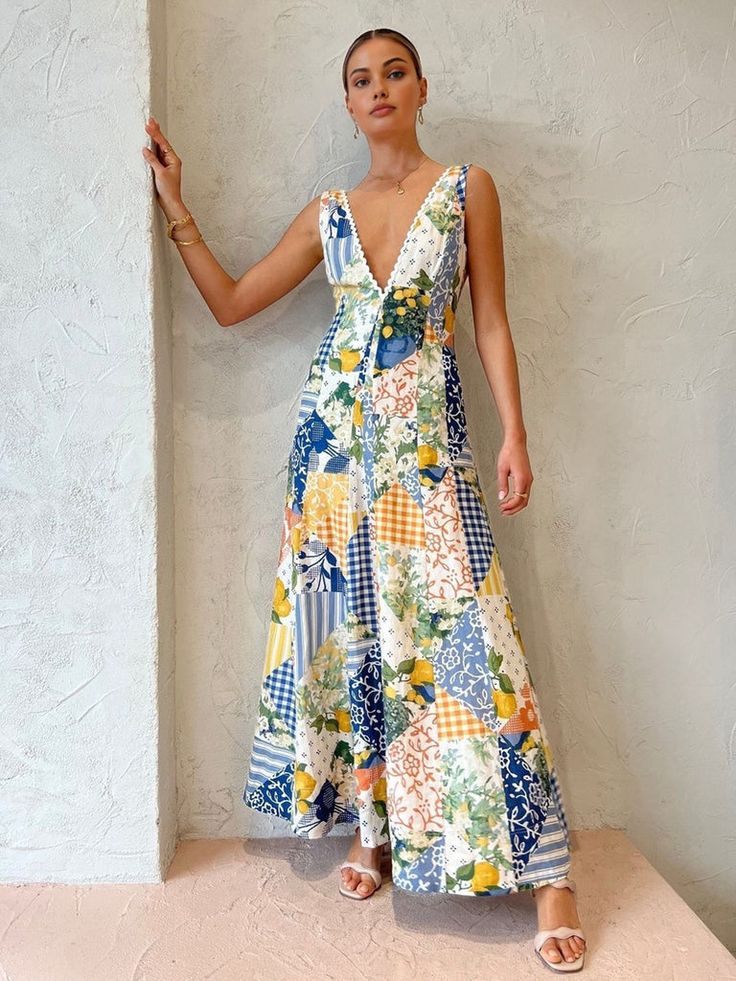 Summer V-neck Maxi Dress For Picnic, V-neck Sundress For Picnic, White V-neck Dress For Picnic, Summer V-neck Picnic Dress, Summer V-neck Dress For Picnic, Fitted V-neck Sundress For Picnic, Summer V-neck Dress For Picnics, Multicolor Sleeveless Dress For Picnic, V-neck Sleeveless Dress With Floral Print For Day Out