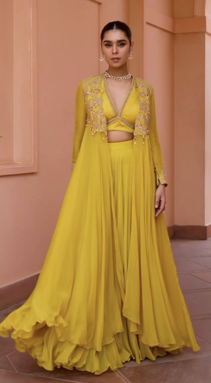 Mustard Yellow Anarkali Dress, Classic Indian Wear, Siders Wedding Outfits Indian, Devsena Look, Haldi Outfit Designs, Haldi Ceremony Outfit Indowestern, Haldi Outfits For Women, Simple Haldi Outfit, Skirt Top Western Outfit