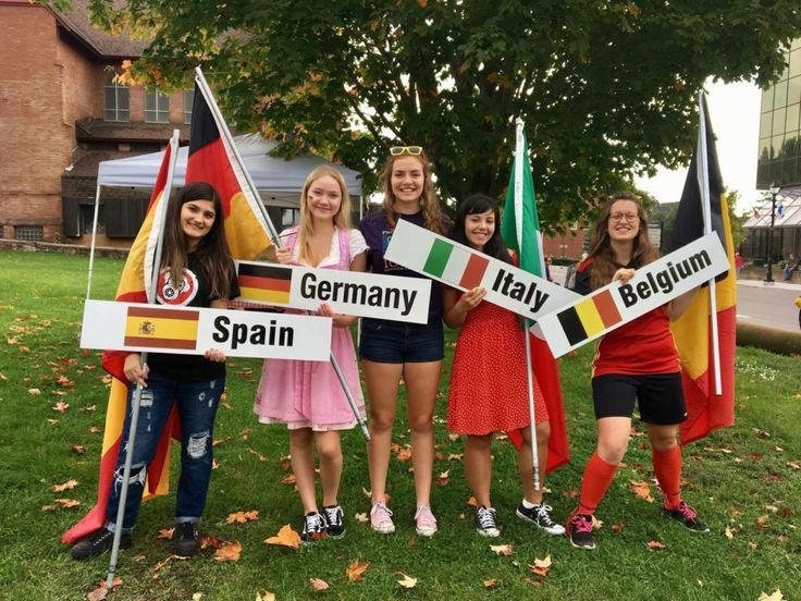 International Student Exchange (ISE) | Host an Exchange Student Student Exchange Aesthetic, Foreign Exchange Student Aesthetic, Exchange Student Aesthetic Usa, International Student Aesthetic, Exchange Student Aesthetic, Hosting An Exchange Student, International Exchange, High School Study, Usa School