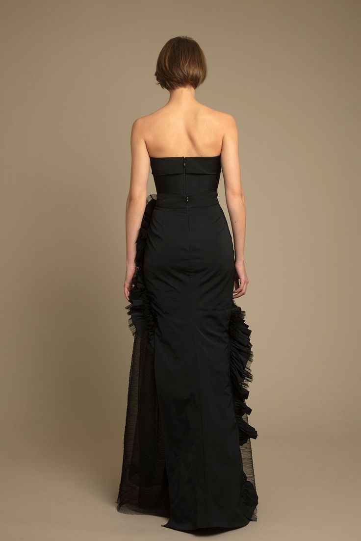 Description Black Column, Long dress Open neckline Strapless Taffeta, Tulle Dry Clean Evening Dress Made in Lebanon LPW23 6816T +LPW23 6822LS Elegant Taffeta Evening Dress With Ruffles, Strapless Evening Gown With Ruffles, Taffeta Evening Dress With Ruffles For Gala, Strapless Ruffled Evening Gown, Organza Ruched Party Dress, Ruched Organza Party Dress, Formal Strapless Floor-length Dress With Ruffles, Formal Floor-length Strapless Dress With Ruffles, Elegant Ruffled Corset Dress For Gala