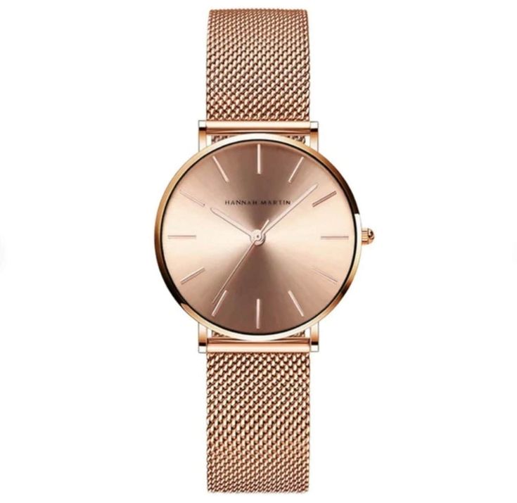 ✨ The timeless classic:⌚️🌹 This beautiful women's watch in rose gold bronze fits every outfit and attracts everyone's attention. It convinces with its high-quality workmanship and the individually adjustable mesh bracelet, which can be perfectly adapted to any wrist. It is unique as a luxurious accessory and a real eye-catcher! 👗👀 🎁 Perfect gift idea: If you are looking for a gift for your loved ones, this watch is just the thing! Whether for your partner, your best friend, your relatives or Hannah Martin, Womens Watches Luxury, Waterproof Watch, Stainless Steel Mesh, Steel Mesh, Beautiful Watches, Women's Watch, Stainless Steel Band, Watch Movement