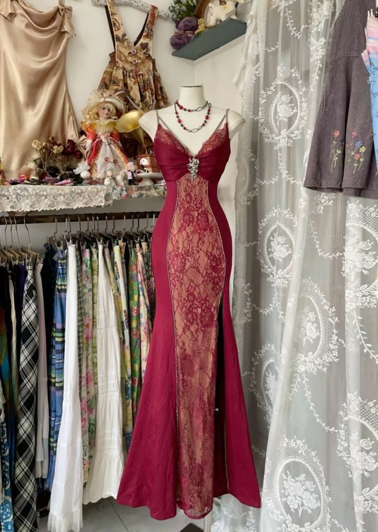 Xiaohongshu Dress, Prom Dress Mermaid, Red Lace Prom Dress, Prom Dresses Long Lace, Dress Mermaid, Evening Party Gowns, Prom Dress Inspiration, Party Gown, Pretty Prom Dresses