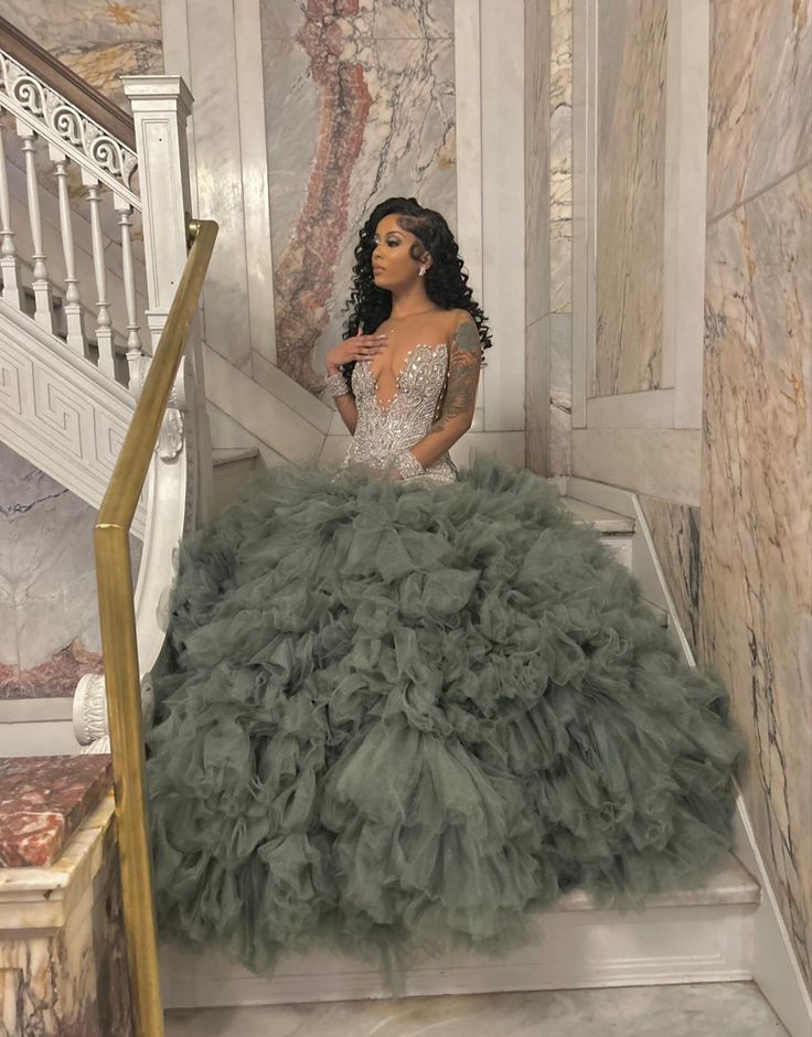 Sweet 16 Dresses Elegant, Ball Dresses Black Women, Big Fluffy Prom Dresses, Prom Dresses Fluffy Long, Prom Poofy Dresses, Prom Dresses Black Women Plus Size, Prom Pictures Black Women, Puffy Prom Dresses Ball Gowns, Cute Prom Dresses Black Women