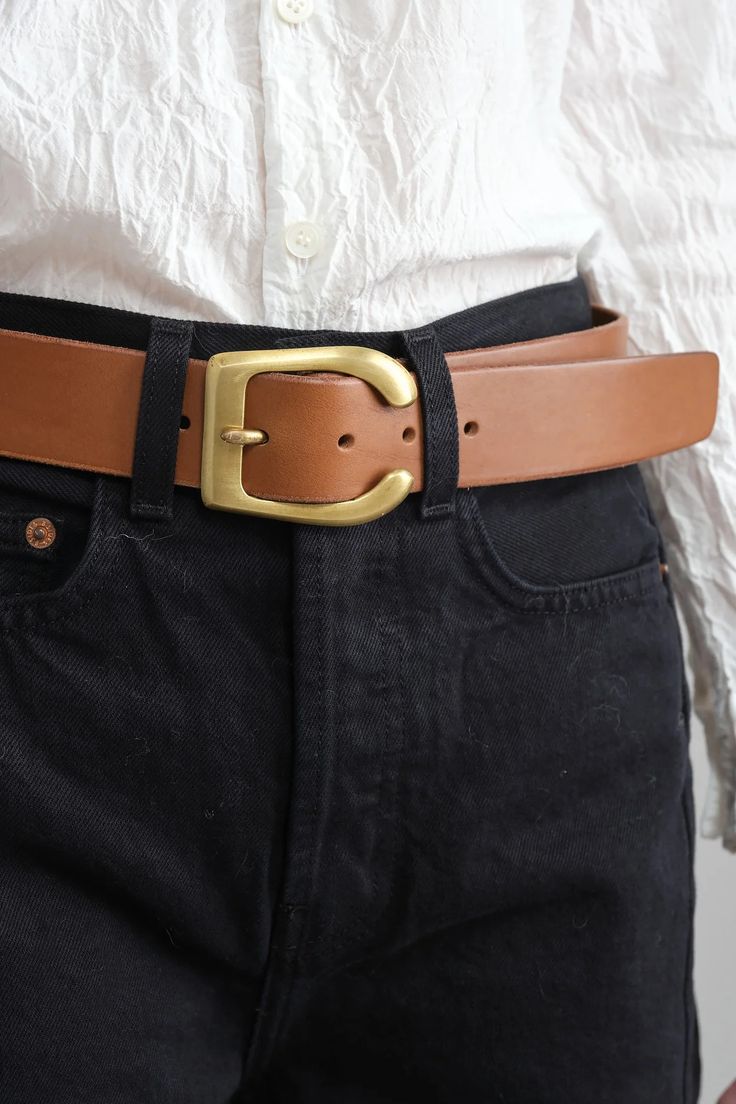 KikaNY B5 Buckle Belt Cool Belts, Turquoise Purse, Tan Belt, Belt Style, Buckle Belt, Fashion Fits, Leather Belts, Leather Bags, Vegetable Tanned Leather