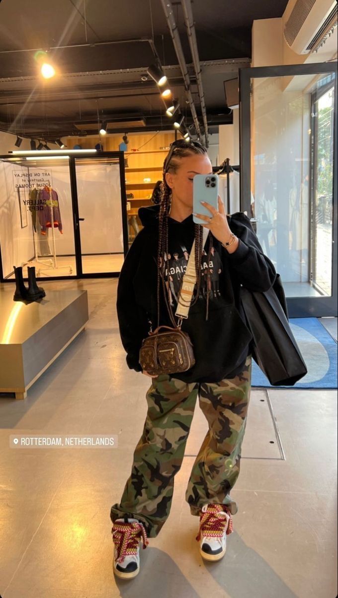 Tom Boy Style Women, Army Outfits For Women, Tom Boy Style, Army Outfits, Army Pants, Blackpink Outfits, Baddie Fits, Baggy Clothes, Future Style