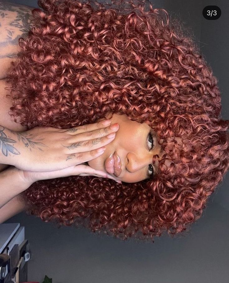 Dyed Curly Hair, Highlights Curly Hair, Brown Curly Hair, Red Curly Hair, Ginger Hair Color, Colored Curly Hair, Dyed Natural Hair, Hairdos For Curly Hair, Pretty Hair Color