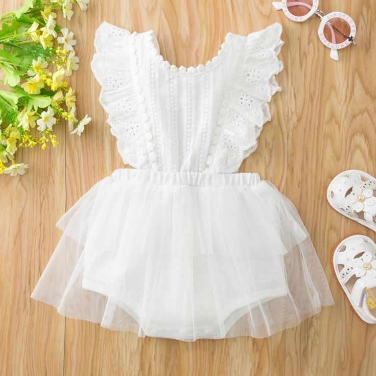 Bodysuit for Baby Girl - PrettyKid White Ruffled Summer Sets, Cute White Summer Sets, Cute White Sets With Lace Trim, White Sleeveless Sets With Ruffles, White Sleeveless Ruffled Sets, Sleeveless Summer Sets With Lace Trim, Summer Sleeveless Sets With Lace Trim, Summer Lace Trim Sleeveless Set, White Summer Party Sets