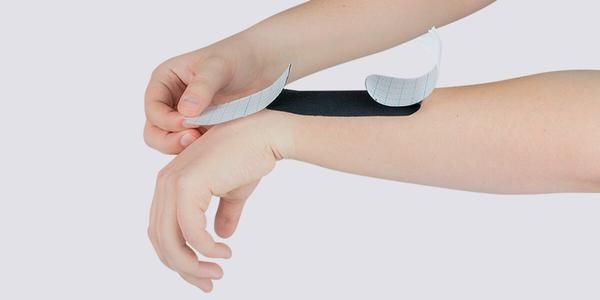 How To Wrap A Sprained Wrist, Kt Tape Wrist Support, Sprained Wrist, Kt Tape, Wrist Exercises, Wrist Injury, Ligament Tear, Kinesio Taping, Bone Fracture