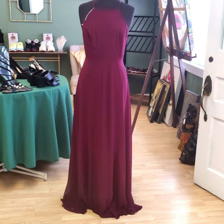 New With Tag. Beautiful Wine Colored, Elegant Chiffon. Women Size 10 Red Sleeveless Chiffon Formal Dress, Fitted Red Chiffon Dress, Red Chiffon Dress With Fitted Bodice, Red Sleeveless Chiffon Dress For Formal Occasions, Elegant Red Chiffon Prom Dress, Formal Red Flowy Chiffon Dress, Formal Flowy Red Chiffon Dress, Red Fitted Chiffon Bridesmaid Dress, Red Chiffon Bridesmaid Evening Dress