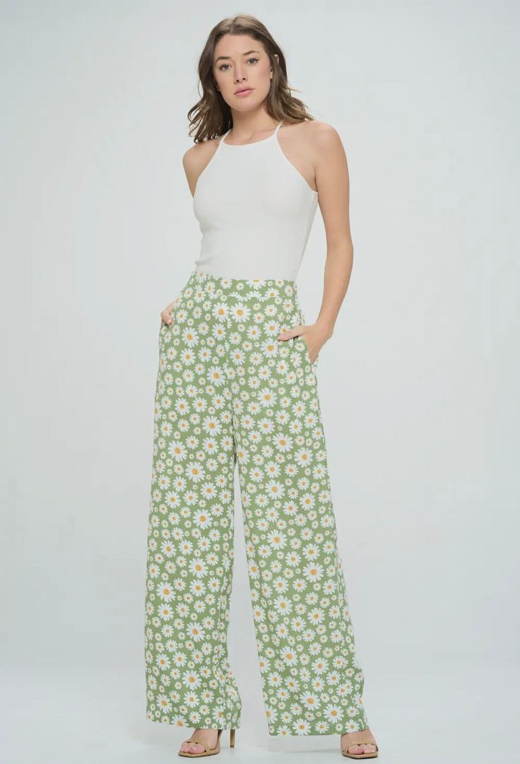 Lightweight, high waisted pants WITH pockets! Pants With Pockets, Pants Large, Green Pants, Loungewear Sets, Top Graphic Tees, Dress Romper, Clothes Gift, Vest Dress, High Waisted Pants