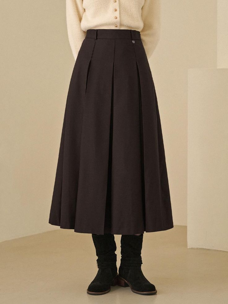 Color : BROWN,CHARCOALCountry of Origin : China Floor Length Pleated Skirt, Long Uniform Skirt, Vintage Skirt Outfit, Washington Fashion, Accordion Skirt, Spring Awakening, Pleated Long Skirt, Skirt With Buttons, Pleated Maxi Skirt