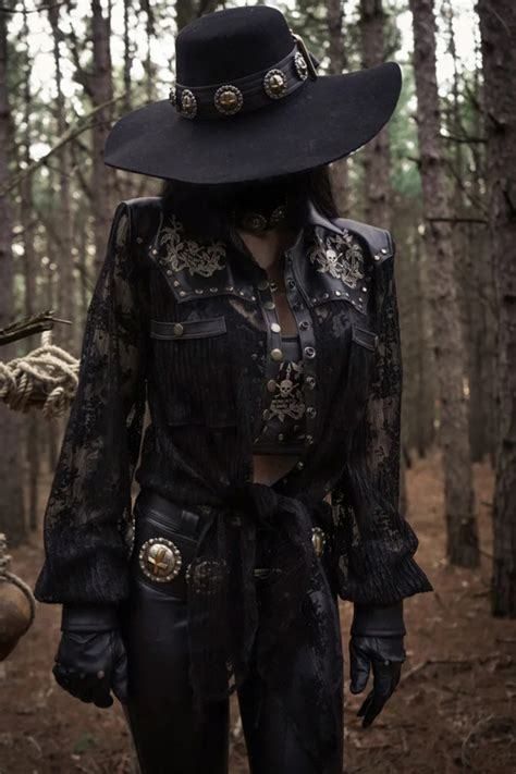 Gothic Cowboy, Gothic Country, Goth Cowboy, Cowboy Aesthetic, Southern Gothic, Cowboy Outfits, Modern Witch, Vintage Gothic, Looks Black