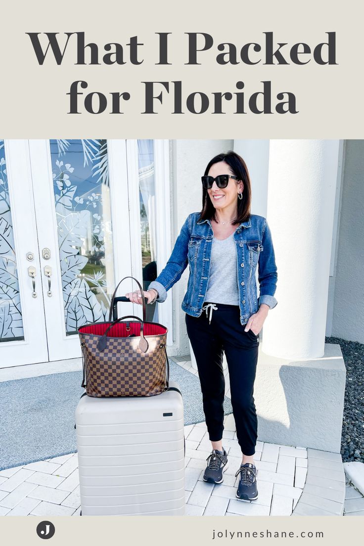 Womens Florida Outfits, Beach Winter Outfit Casual, What To Pack For Spring Break In Florida, Florida Vacation Outfits 2023, What To Pack For A Week Trip To Florida, Rainy Florida Outfit, Destin Florida Outfits Summer, Casual Key West Outfits, Chilly Florida Outfit