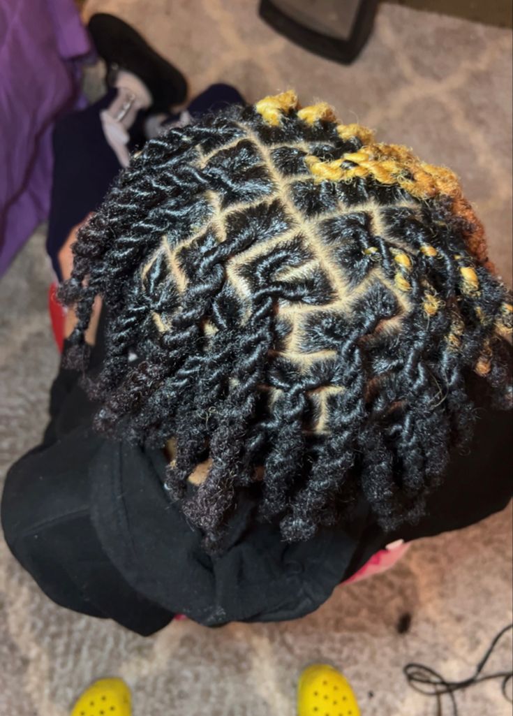 Starter Two Strand Twist Locs Men, Men Two Strand Twist Locs, 2strand Twist Locs Men, Rope Twist Men Locs, Rope Twist On Starter Locs, Two Strand Locs Men, Two Strand Locs, 2 Strand Twist Men, Locs Two Strand Twist