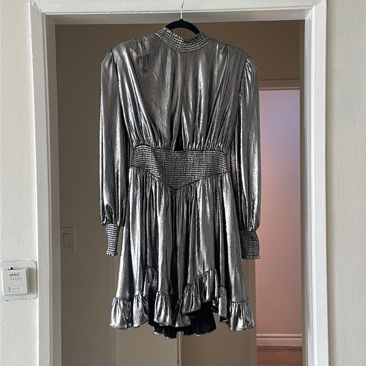 Amazing High Neck Party Dress With Open Front And Long Sleeves. Super Flattering! High Neck Party Dress, Metallic Long Sleeve Club Dress, Dresses Silver, Silver Dress, Front Open, High Neck, Party Dress, Colorful Dresses, Long Sleeve Dress