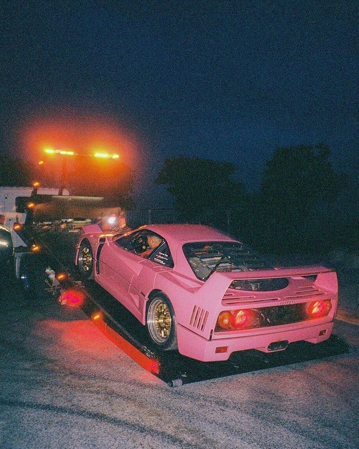 Piggy Pink F40.💗  @nerosgarage #supercars #f50 #ferrari #iconiccars #car #cars Ferrari F40, Pink Car, Supercars, Ferrari, Sports Car, Garage, Sports, Pink