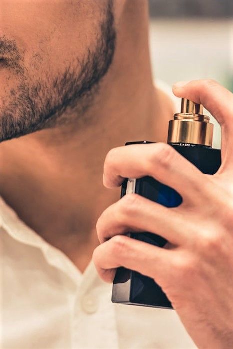 Fragrance Photography, Luxury Gifts For Men, Best Fragrance For Men, Popular Perfumes, Perfume Photography, Perfume Ad, Fragrance Set, Best Fragrances, Luxury Perfume