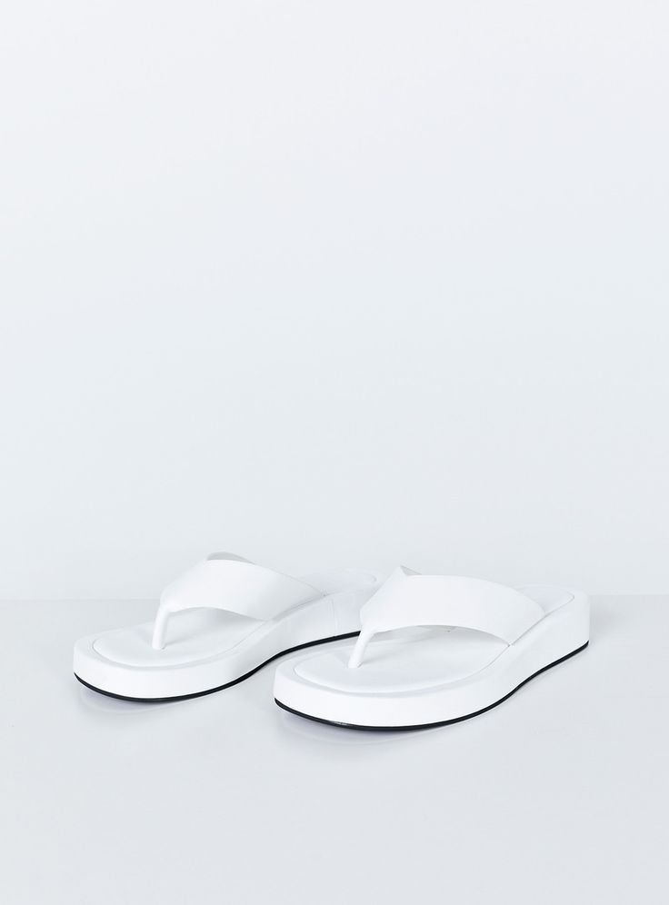 White Non-slip Platform Slippers, White Non-slip Sandals For Streetwear, White Slip-on Sandals For Streetwear, Cheap White Flat T-strap Sandals, White Non-slip Beach Sandals, Festival Shop, Flats Outfit, Sandals White, Gold Sunglasses